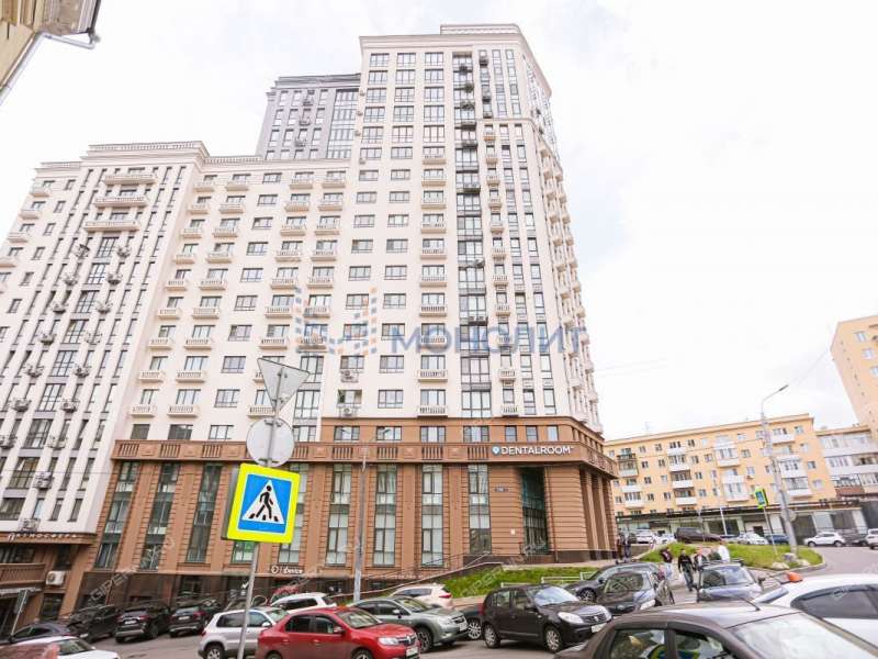 помещение под офис, недвижимость под образовательные учреждения на площади Свободы