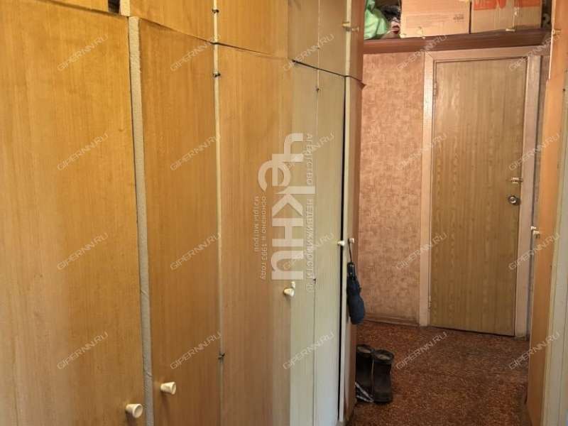 трёхкомнатная квартира на улице Маршала Жукова дом 25