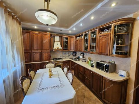 3-komnatnaya-ul-studenaya-d-58 фото