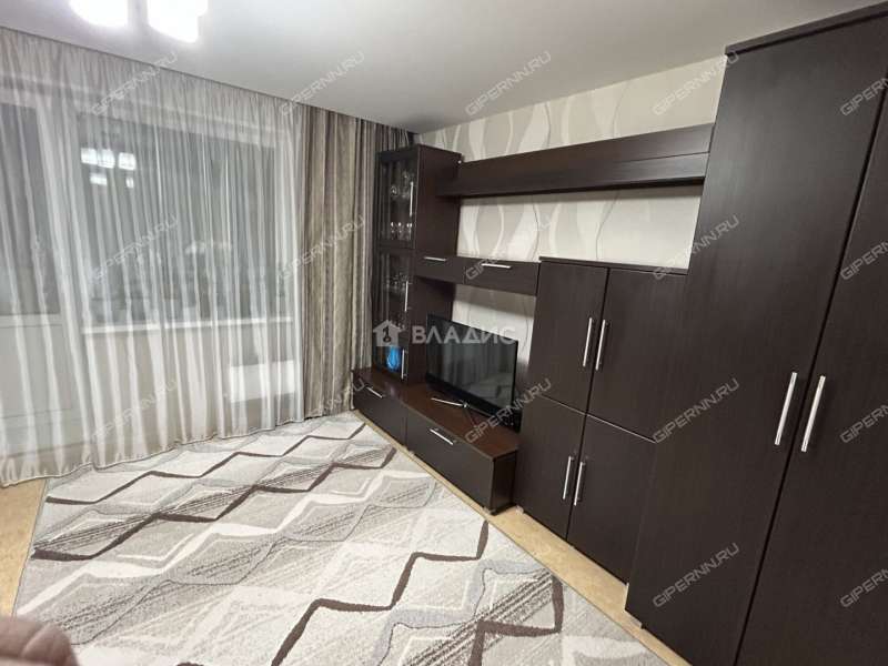 двухкомнатная квартира на улице Федосеенко дом 102