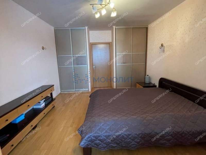 четырёхкомнатная квартира на улице Нестерова дом 33