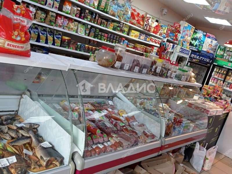 здание под офис, торговую площадь на Октябрьской улице посёлок Сатис