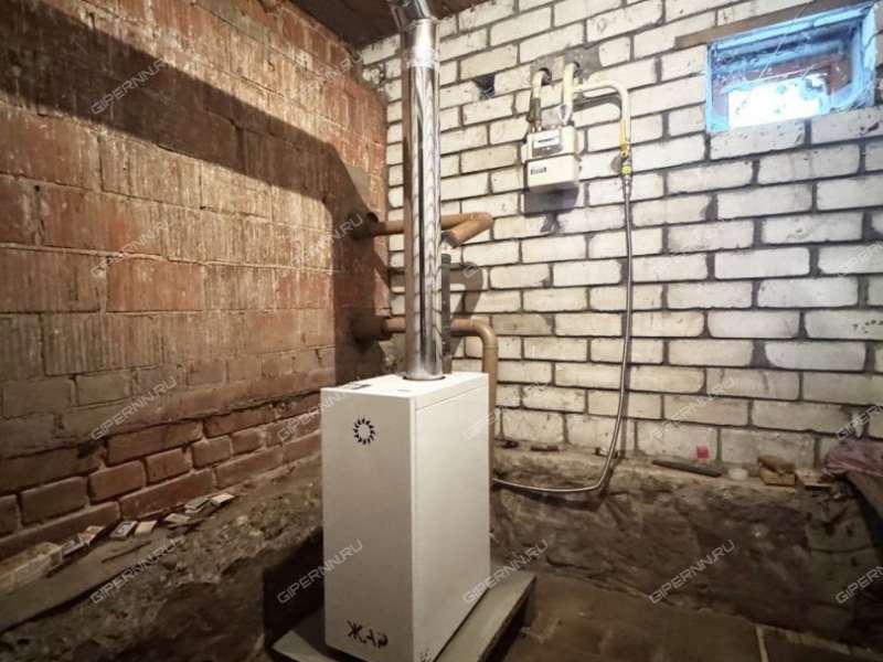 дом на Больничная ул. село Безводное