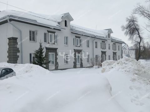 3-komnatnaya-rabochiy-poselok-gidrotorf-balahninskiy-municipalnyy-okrug фото