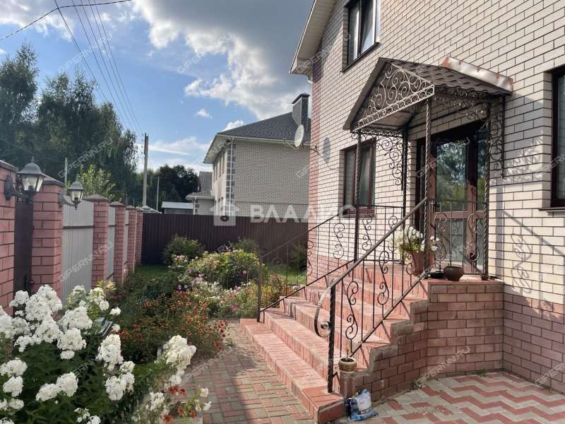 дом на улице 6-я Бор