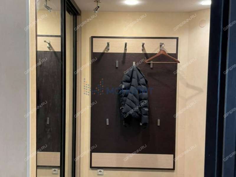 четырёхкомнатная квартира на улице Родионова дом 197 к1