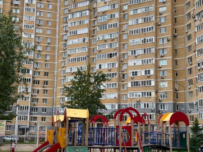 однокомнатная квартира на Волжской набережной дом 8