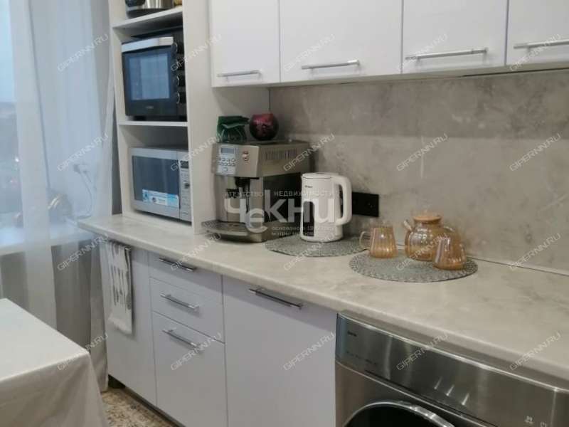 двухкомнатная квартира на улице Веденяпина дом 15