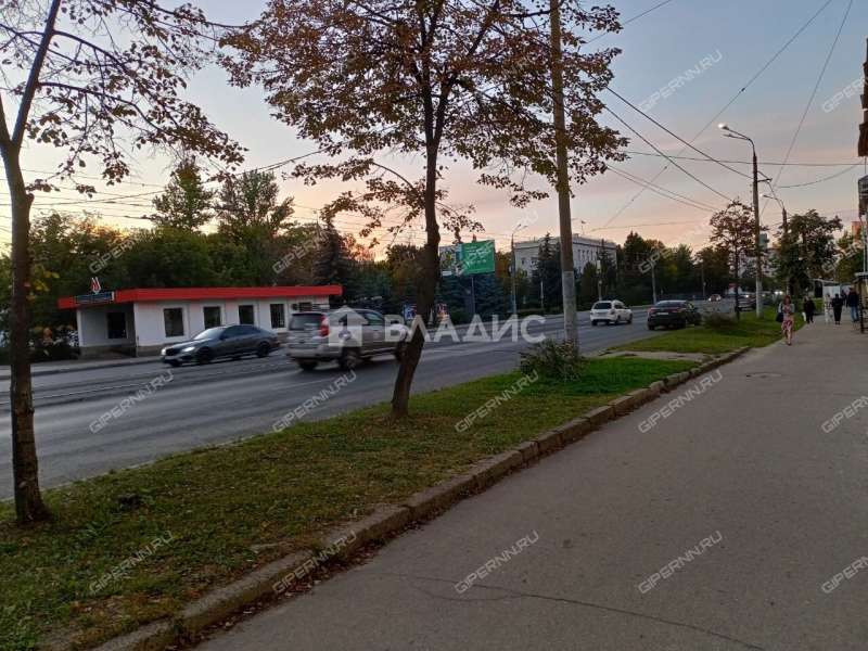 помещение под торговую площадь на улице Октябрьской Революции