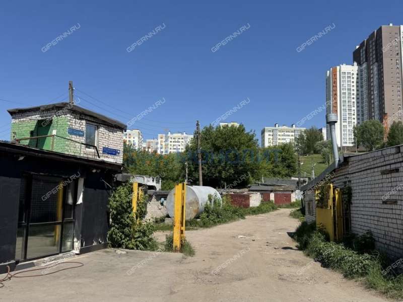 гараж на улице Композитора Касьянова