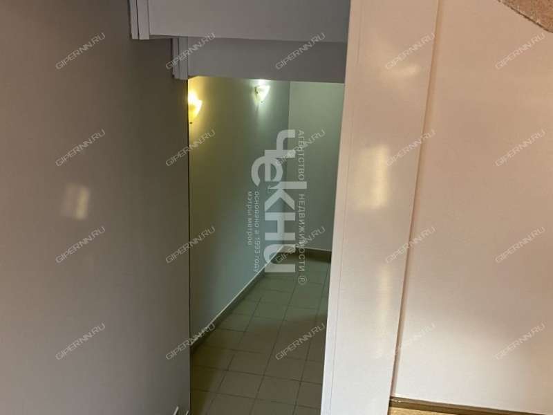 помещение под помещение свободного назначения на улице Ульянова