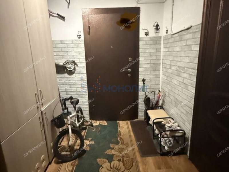 трёхкомнатная квартира на улице Коминтерна дом 16