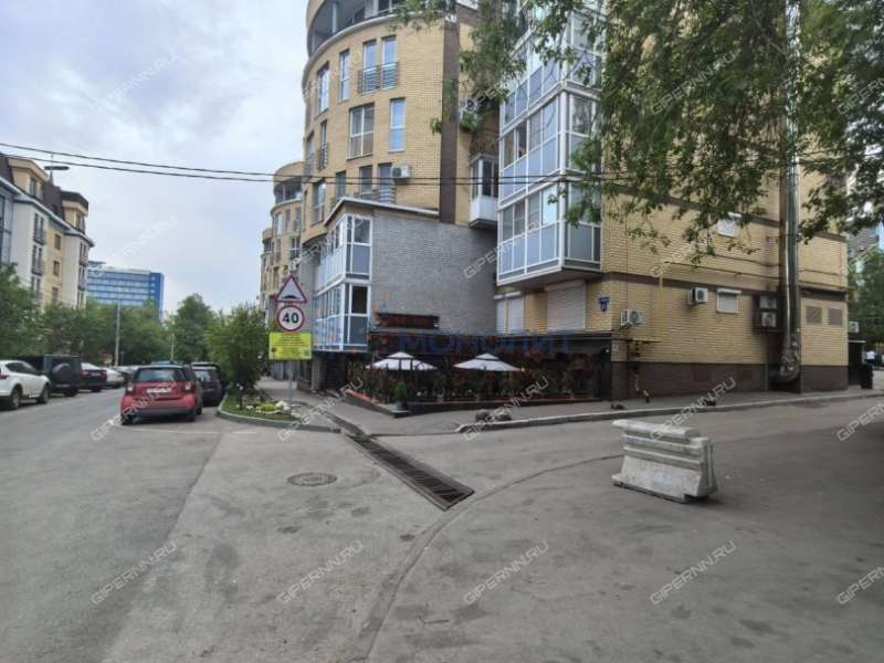трёхкомнатная квартира на улице Фрунзе дом 21