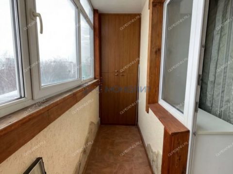 4-komnatnaya-ul-nesterova-d-33 фото