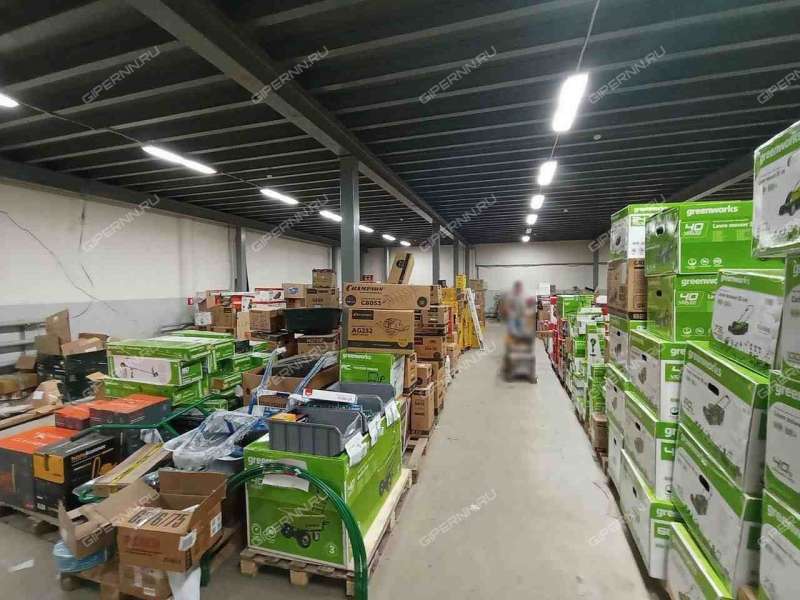 помещение под склад на Жиркомбината ш, д.8а