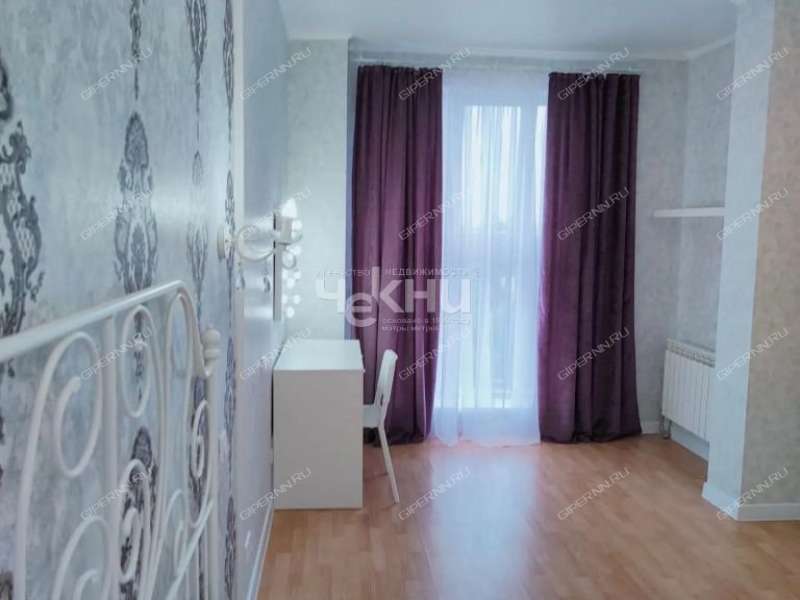 двухкомнатная квартира на Эльтонской улице дом 21А