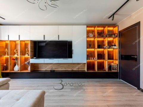 3-komnatnaya-b-r-60-letiya-oktyabrya-d-21-k1 фото