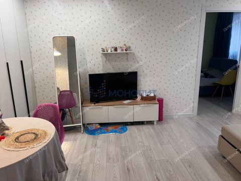 2-komnatnaya-ul-dolzhanskaya-d-8 фото