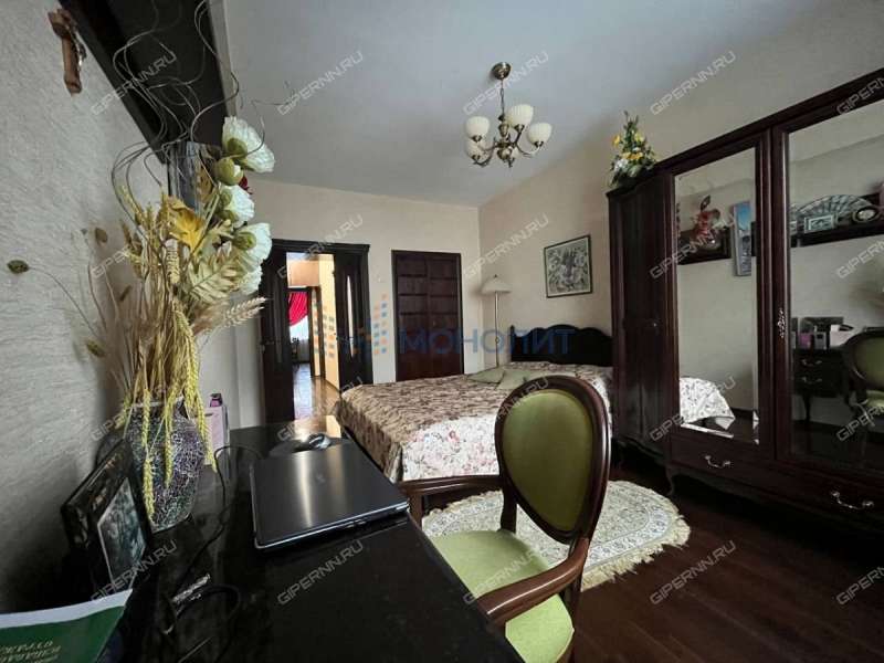 трёхкомнатная квартира на Совнаркомовской улице дом 36