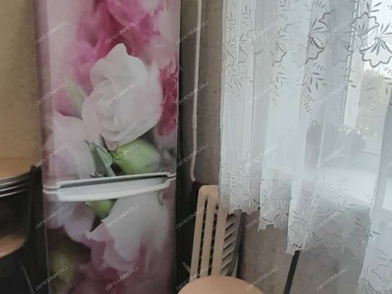 трёхкомнатная квартира на улице Бекетова дом 73