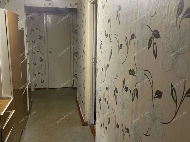 двухкомнатная квартира на проспекте Бусыгина дом 9