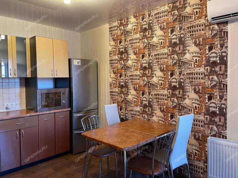 однокомнатная квартира на улице Сурикова дом 4