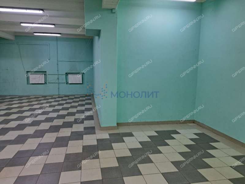 помещение под торговую площадь, недвижимость под общепит на улице Гвардейцев