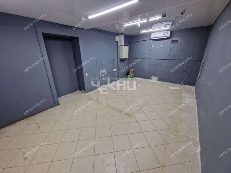 помещение под торговую площадь на Парковой улице город Арзамас