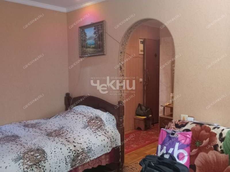 однокомнатная квартира на улице Ветеранов дом 12 село Зиняки