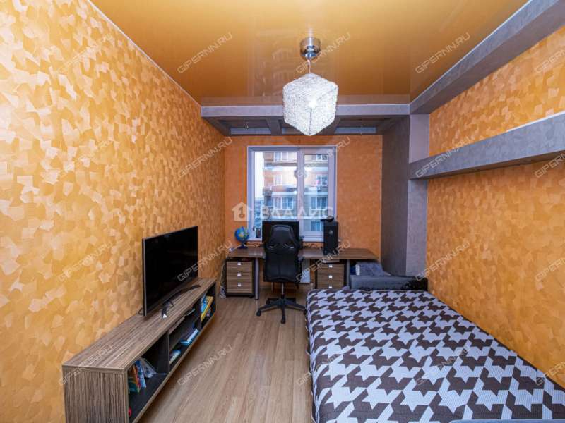 трёхкомнатная квартира на улице Тимирязева дом 7 к1