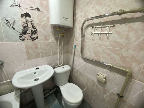 1-komnatnaya-ul-fedoseenko-d-13 фото