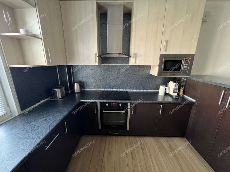 дом на улице Саврасова село Каменки