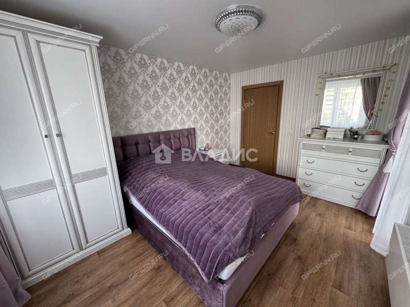 трёхкомнатная квартира на Первоцветной улице дом 6