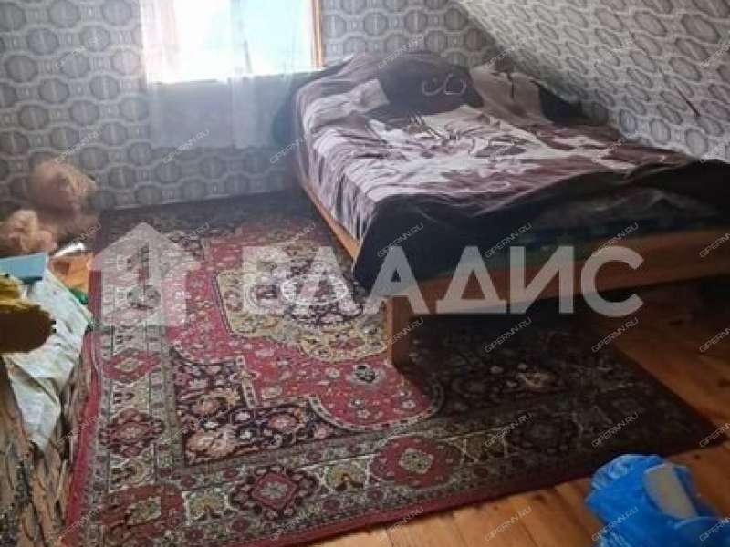 дом на 10 деревня Завражное, Зиняковский сельсовет