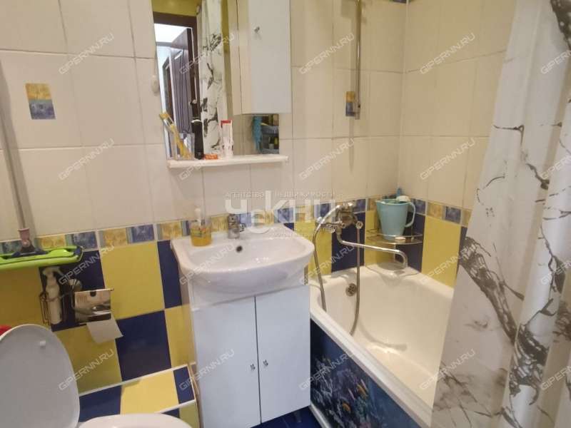 четырёхкомнатная квартира на улице Глеба Успенского дом 4 к1