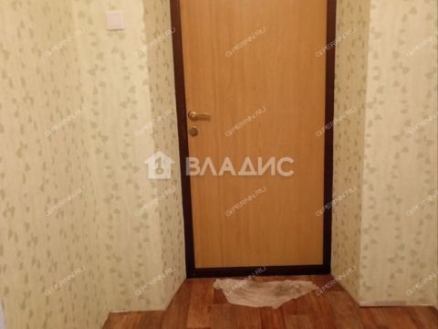 3-komnatnaya-poselok-kerzhenec-gorodskoy-okrug-bor фото