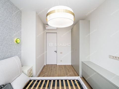 2-komnatnaya-ul-eniseyskaya-d-1a фото