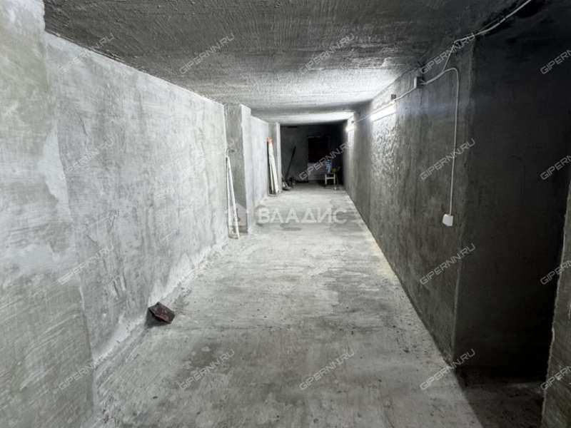 помещение под помещение свободного назначения на Верхне-Волжской набережной