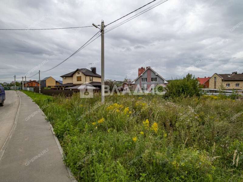 земельный участок 9,4 сотки Брусничная улица