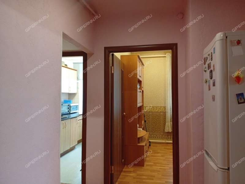 трёхкомнатная квартира на Судостроительной улице дом 8