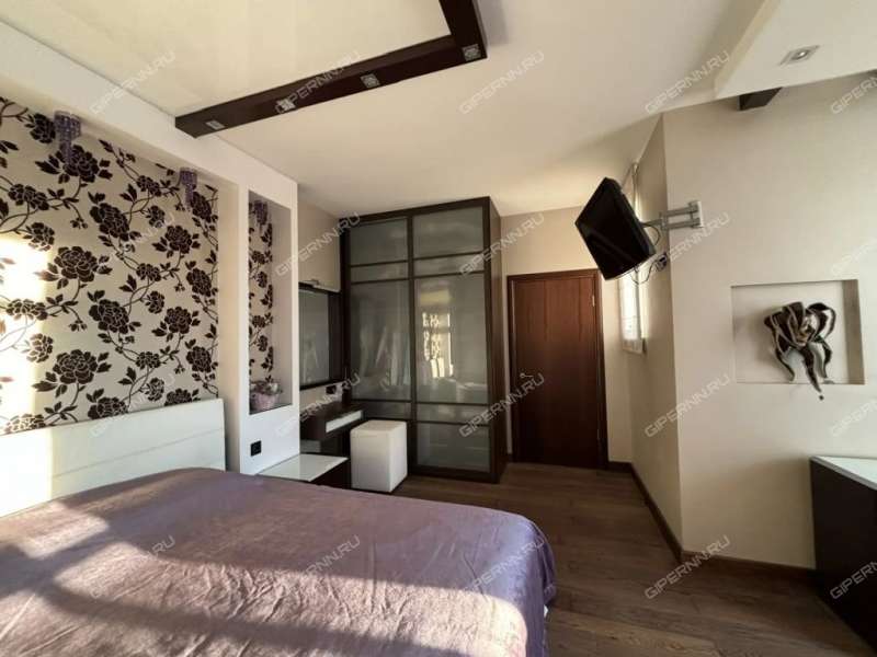 четырёхкомнатная квартира на Новой улице дом 32