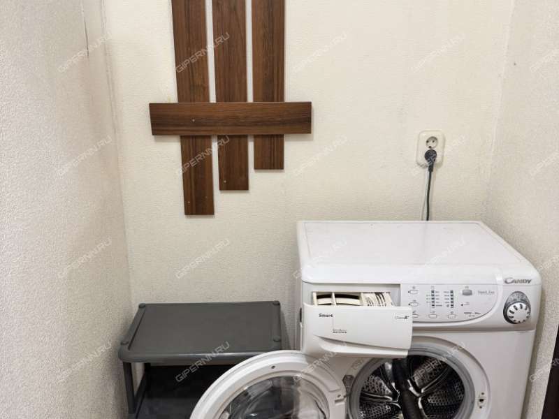 однокомнатная квартира на улице Героя Советского Союза Прыгунова дом 15