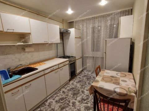 2-komnatnaya-ul-krasnyh-zor-d-18 фото