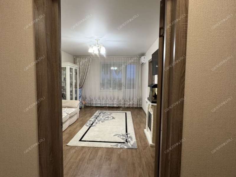 трёхкомнатная квартира на Мончегорской улице дом 12 к7