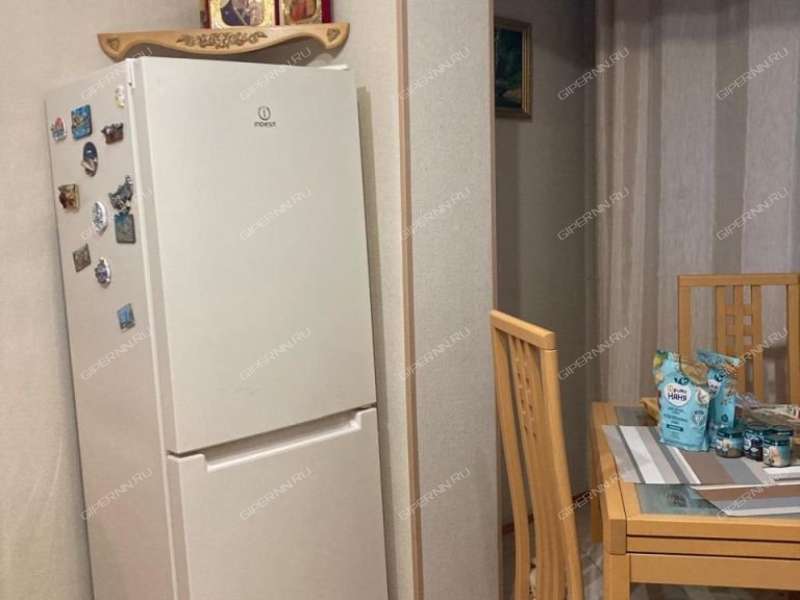 трёхкомнатная квартира на Союзном проспекте дом 18