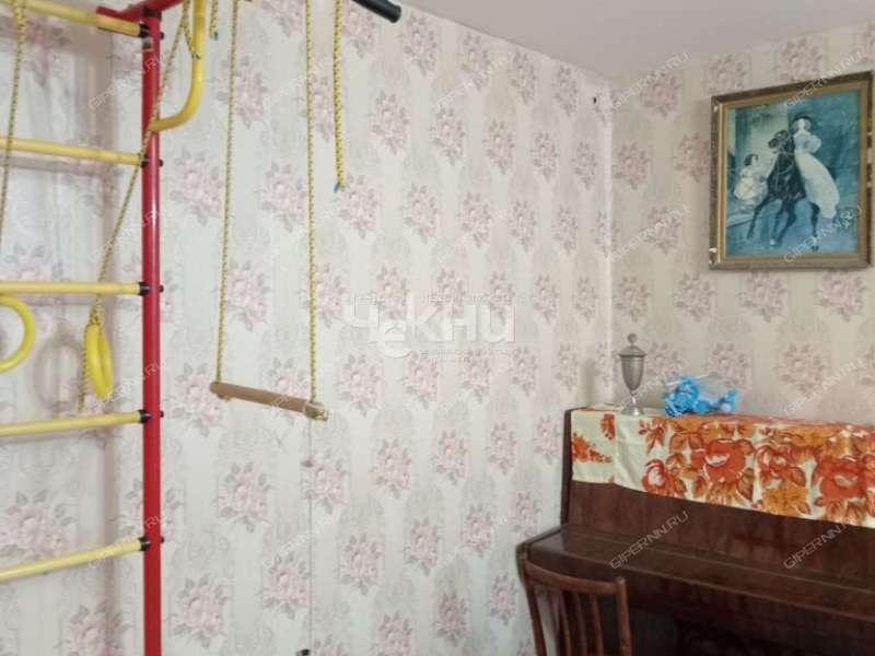 четырёхкомнатная квартира на  дом 6 село Воронино