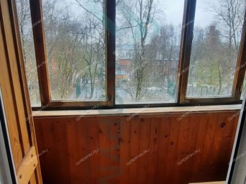 1-komnatnaya-ul-surikova-d-10 фото