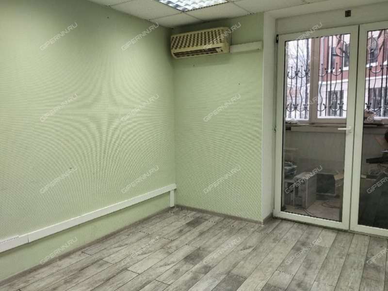 помещение под торговую площадь на Максима Горького ул., д.52