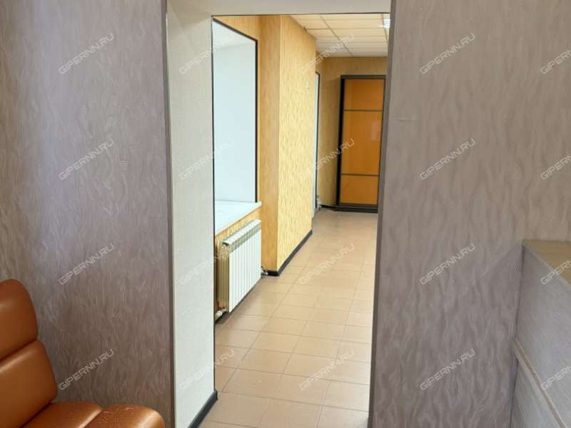 помещение под помещение свободного назначения на улице Родионова