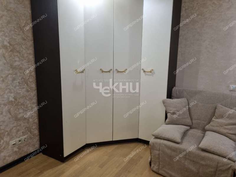 однокомнатная квартира на улице Героев Космоса дом 6